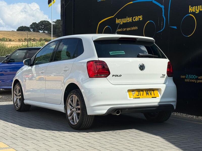 Volkswagen Polo view 3