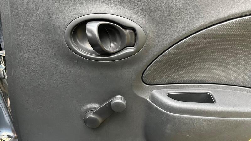 2012 Nissan Micra — photo 37