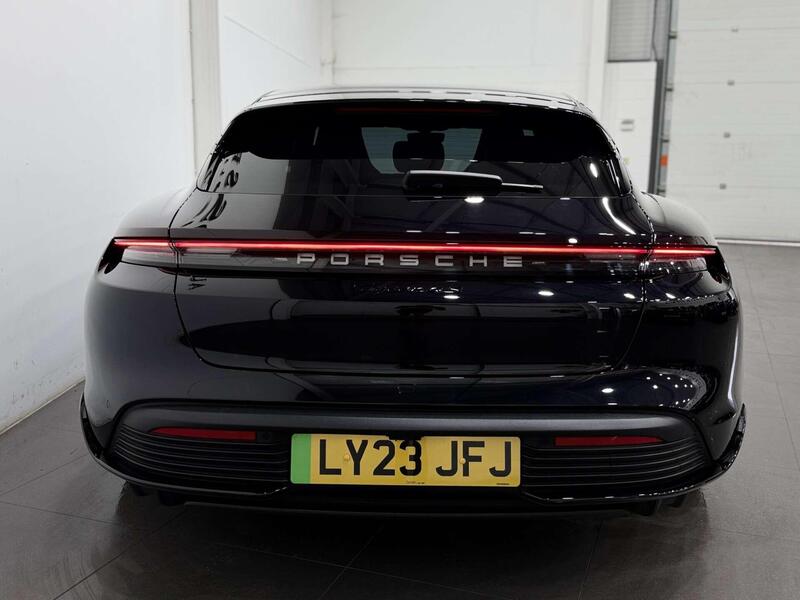 Porsche Taycan view 7