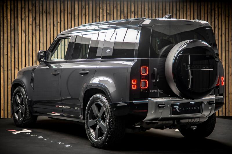 Land Rover Defender view 3