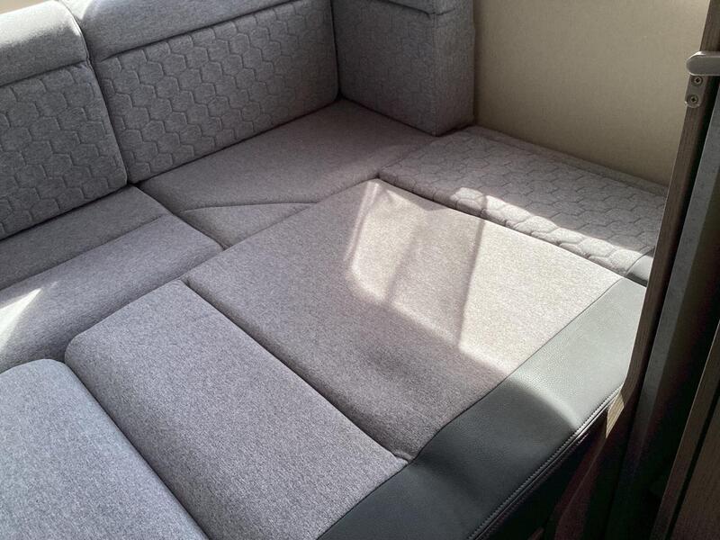 Auto-Trail Expedition C72 — image 22