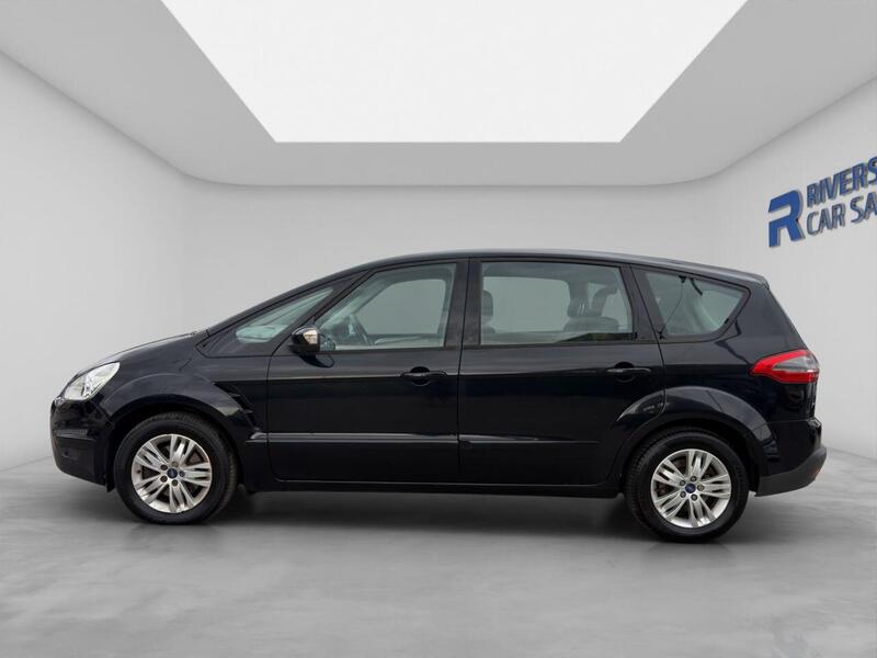Ford S-Max view 5