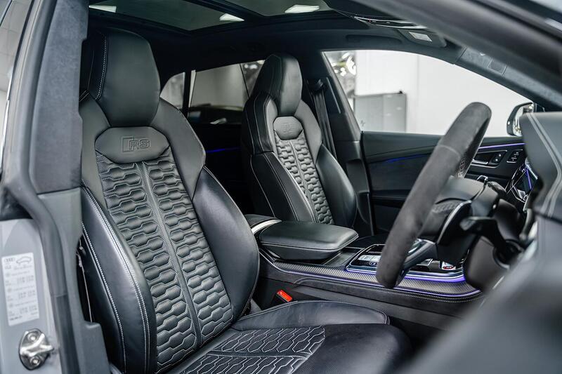 Audi Audi RSQ8 view 2