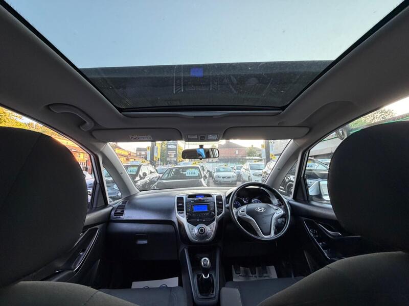 Hyundai Ix20 view 4