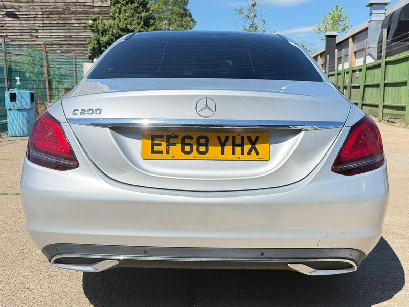 Mercedes-Benz C Class view 4