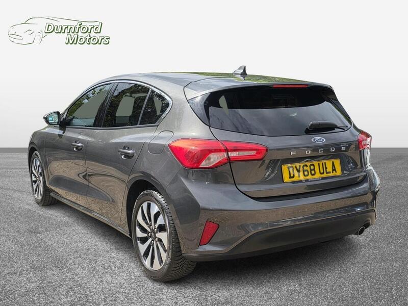 Ford Focus view 6