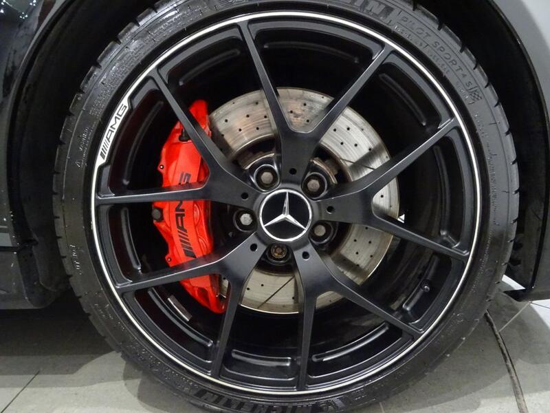 Mercedes-Benz C-Class view 28