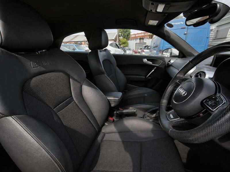 Audi A1 view 6
