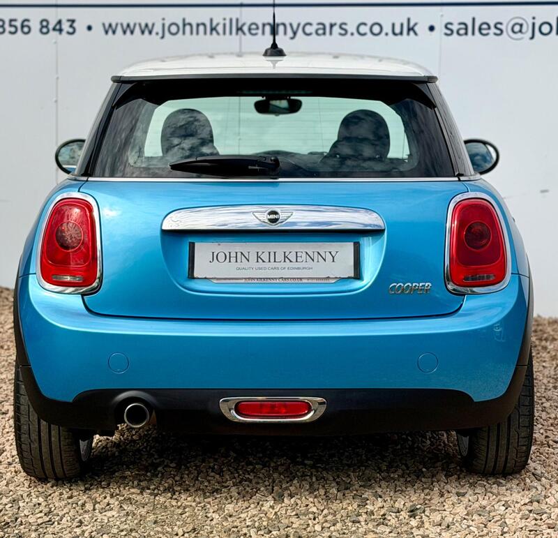 Mini Cooper view 5
