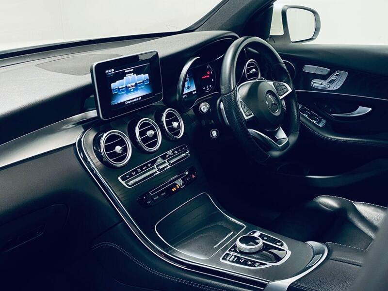 Mercedes-Benz GLC view 5