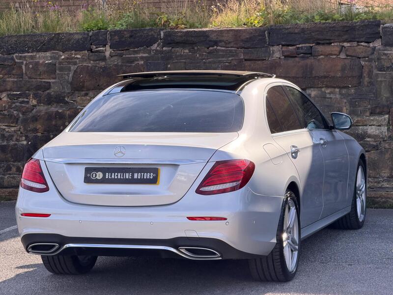 Mercedes-Benz E Class view 7