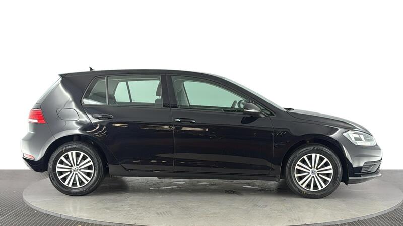 Volkswagen Golf view 3