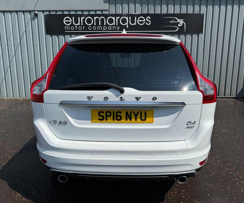 Volvo XC60 view 5