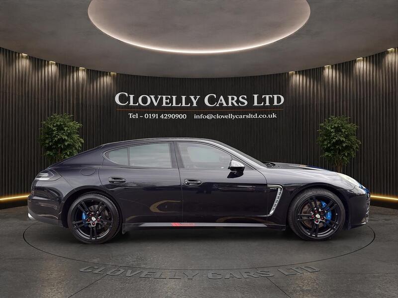 Porsche Panamera view 7