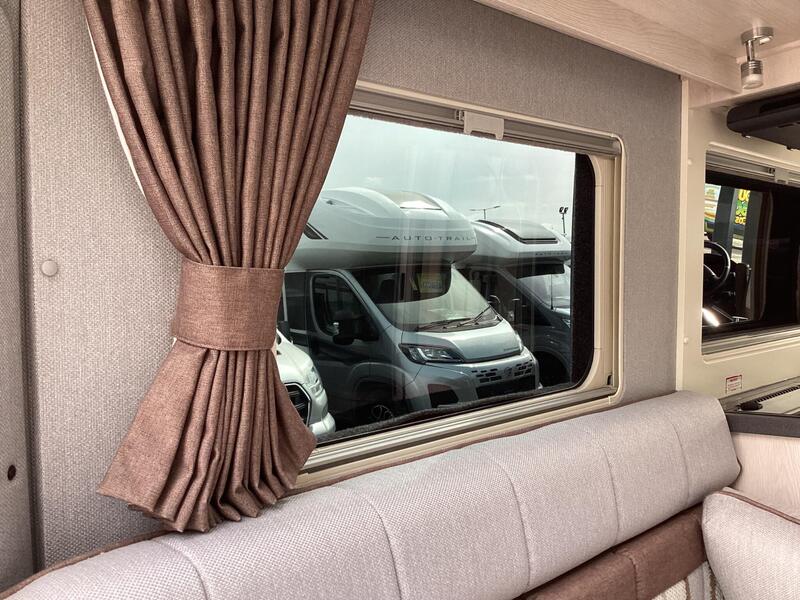 Auto-Sleepers Fairford — image 25