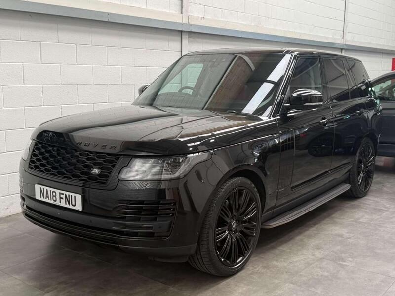 Land Rover Range Rover view 3