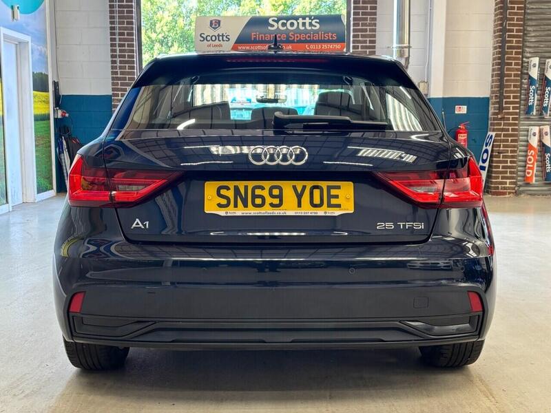Audi A1 view 6