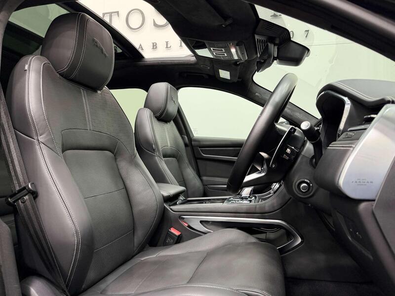 Jaguar F-Pace view 2
