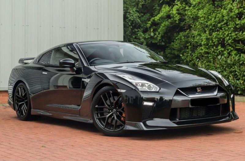 Nissan GT-R