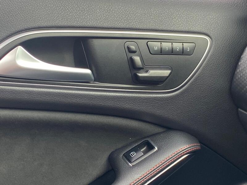 Mercedes-Benz A-Class view 27