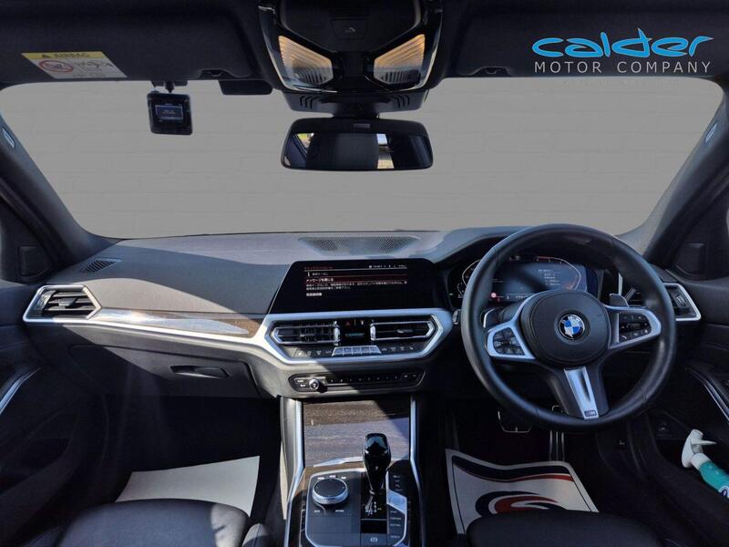 BMW 3 Series view 5