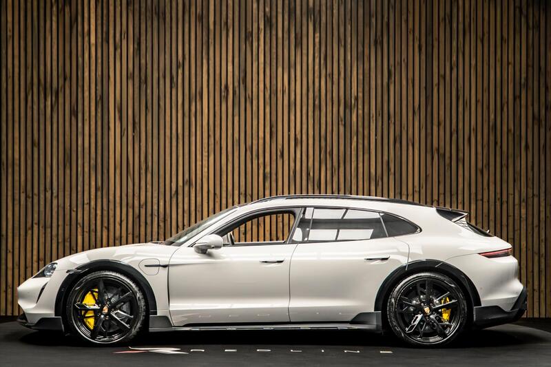 Porsche Taycan view 7