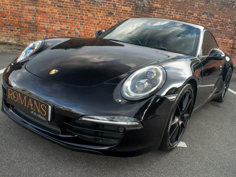 Porsche 911 view 3
