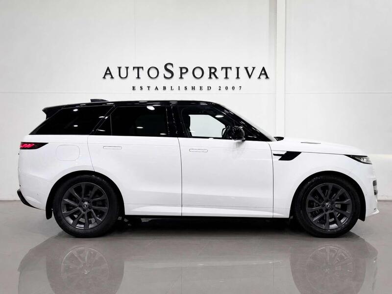 Land Rover Range Rover Sport view 3