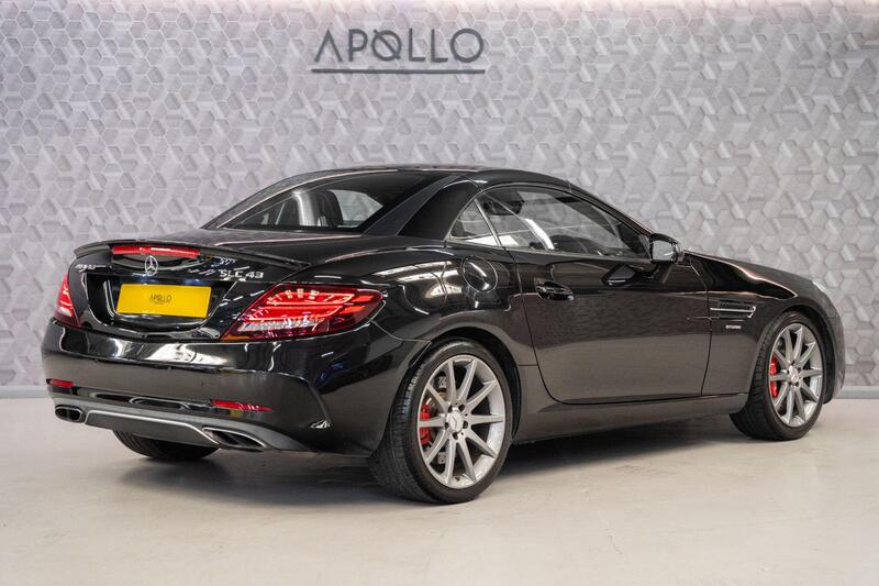 Mercedes-Benz Mercedes-Benz SLC view 2
