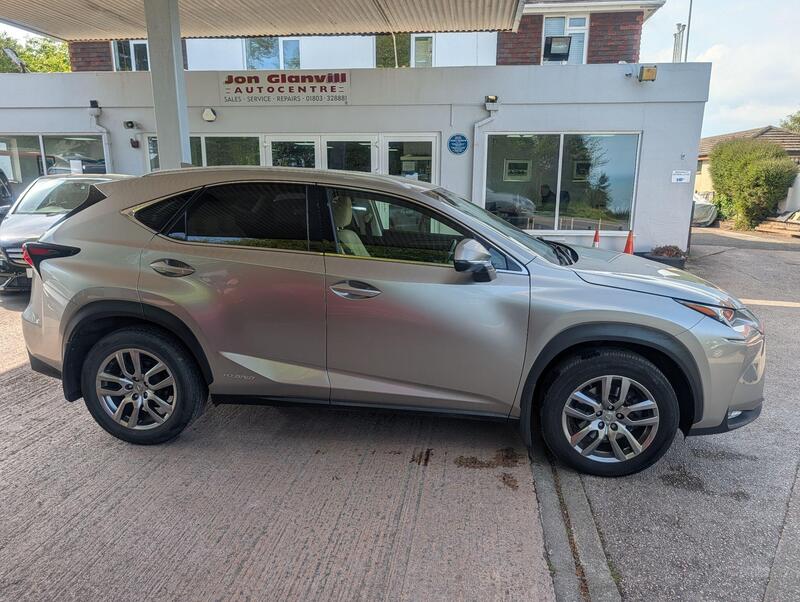 Lexus NX view 6