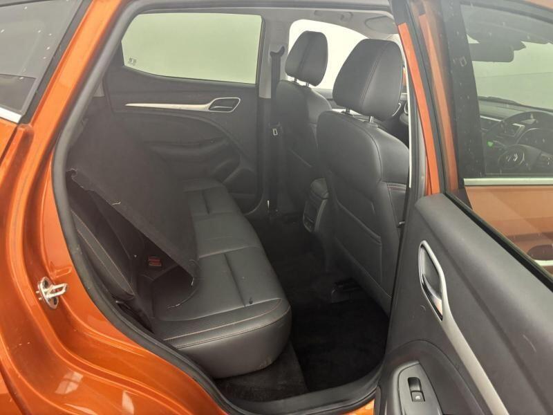 MG MG ZS view 3