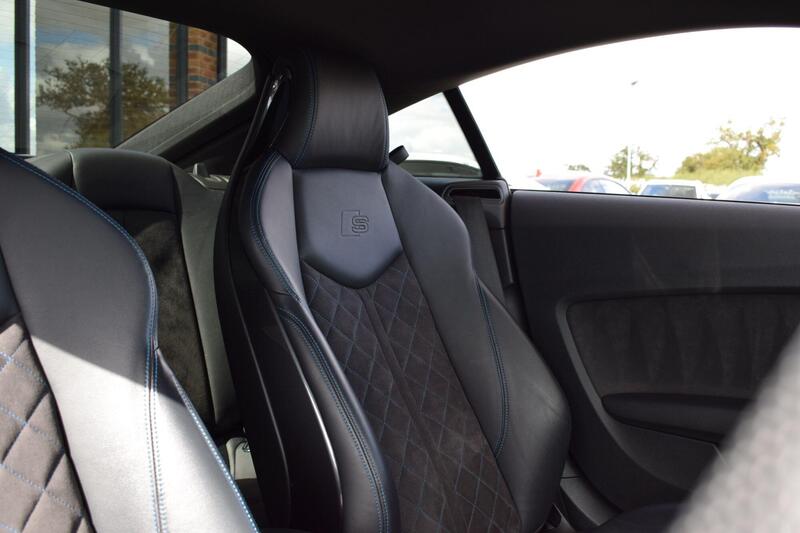 Audi TT view 5