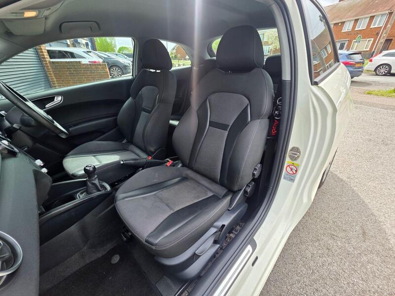 Audi A1 view 3
