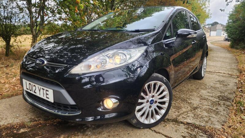 2012 Ford Fiesta — photo 2