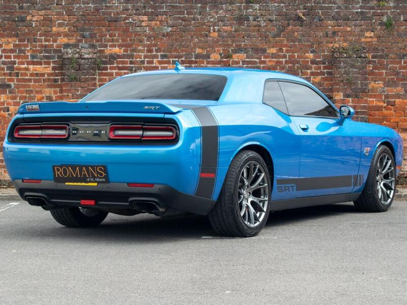 Dodge Challenger view 3