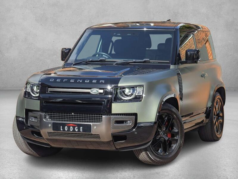 Land Rover Defender 90 view 3