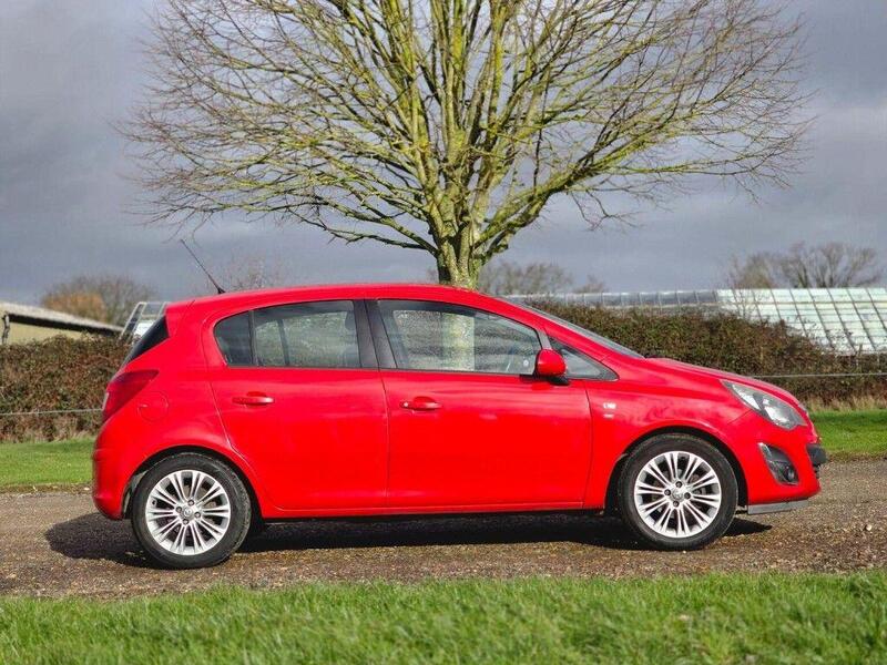 Vauxhall Corsa view 3