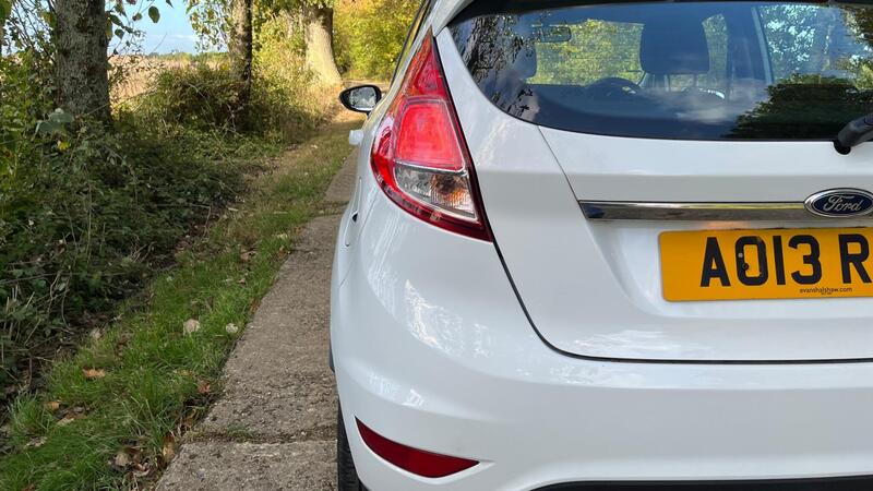 2013 Ford Fiesta — photo 20