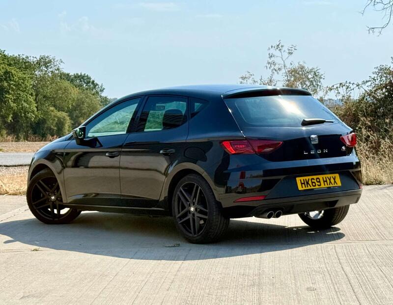 SEAT Leon view 2