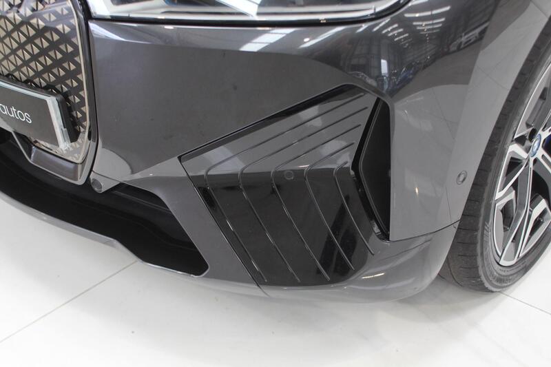 2022 BMW iX in Grey — image 68 of 90