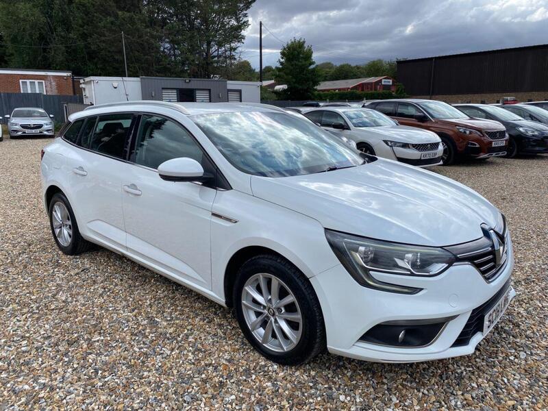 Renault Megane view 2