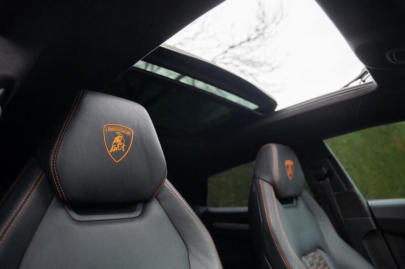 Lamborghini Urus view 2