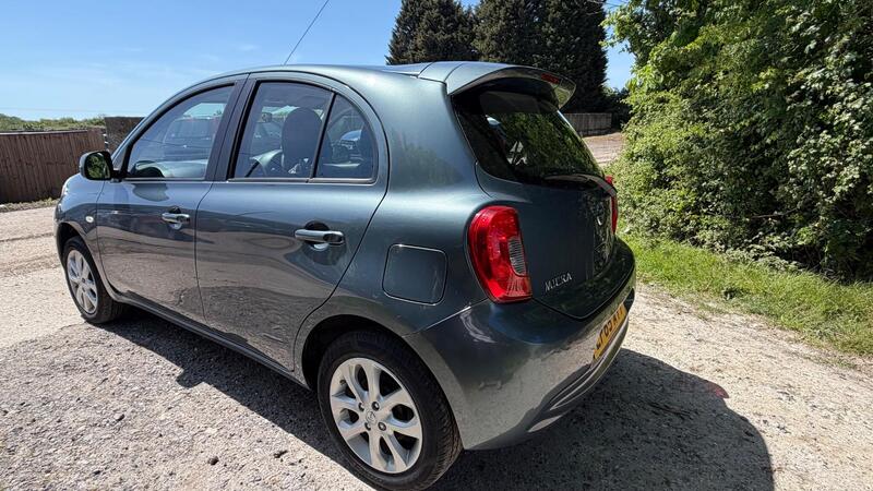 2015 Nissan Micra — photo 4