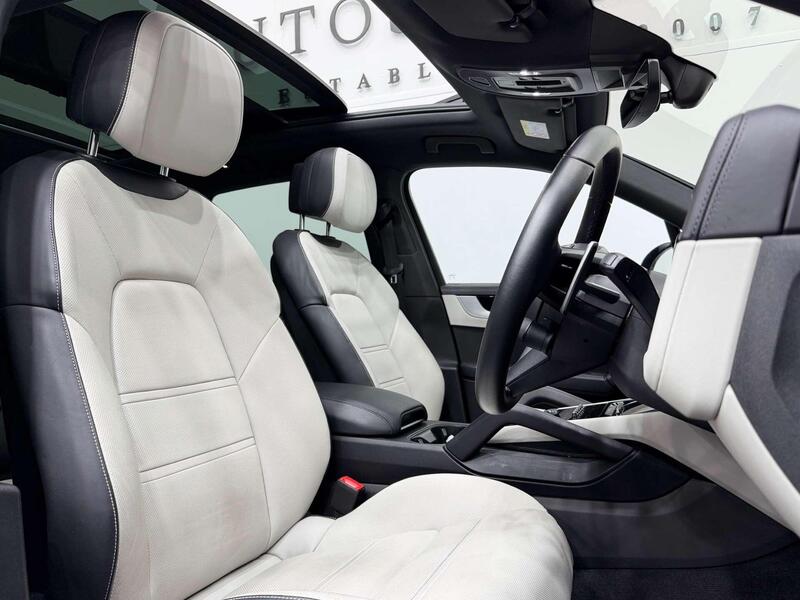 Porsche Cayenne view 2