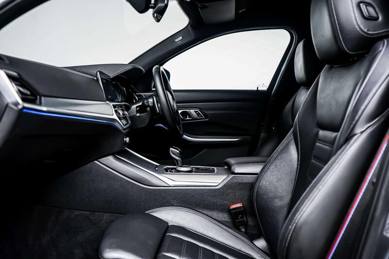 BMW 3 Series view 7