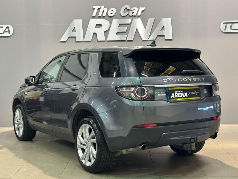 Land Rover Discovery Sport view 6