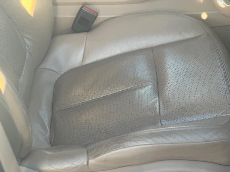 Porsche Cayenne view 37