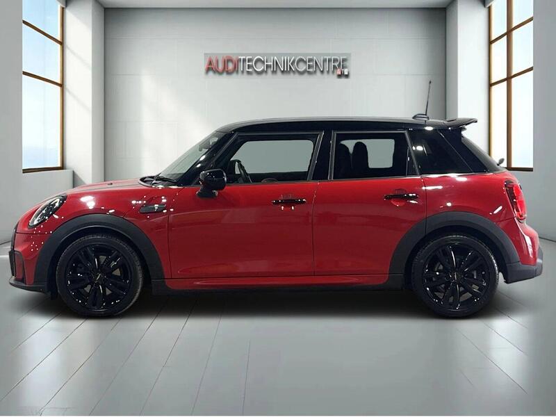 Mini Cooper view 5