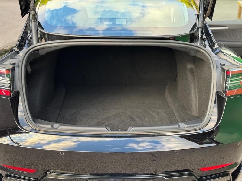 2021 Tesla Model 3 - exterior