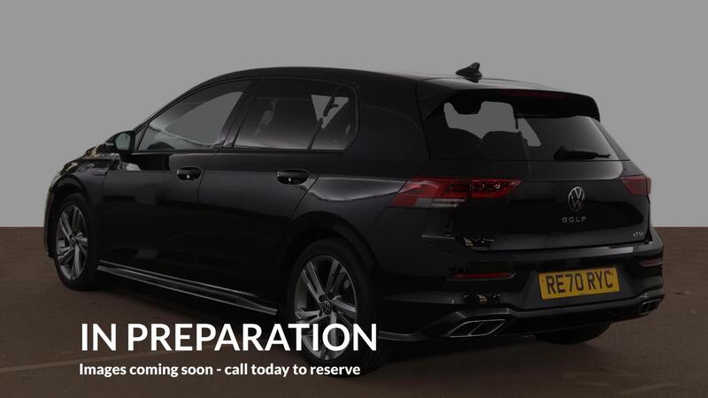 Volkswagen Golf view 3